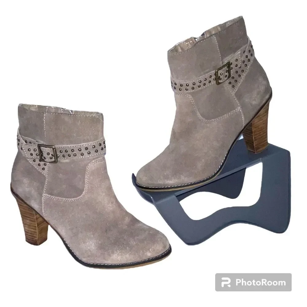 Bakers Freelance Suede Ankle Booties Taupe Block Heel Studded Boots Women's 9